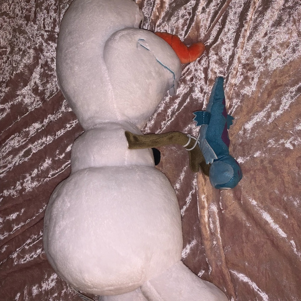 Build-A-Bear Disneyβs Frozen 2 Olaf Plush - Picture 4 of 8